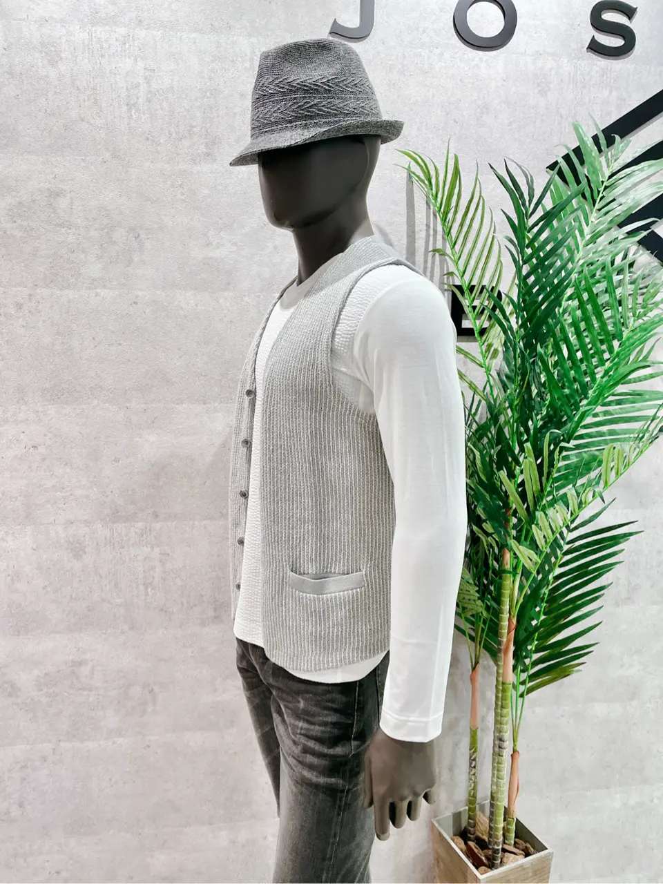 JOSEPH ABBOUD 二澤 コーディネート画像