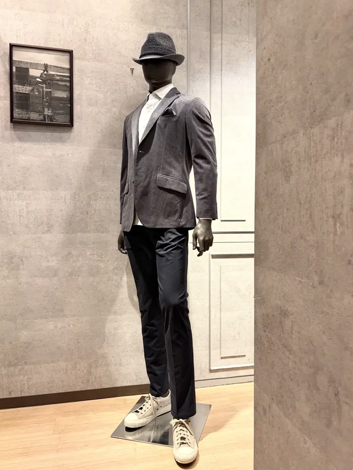 JOSEPH ABBOUD 上條 コーディネート画像