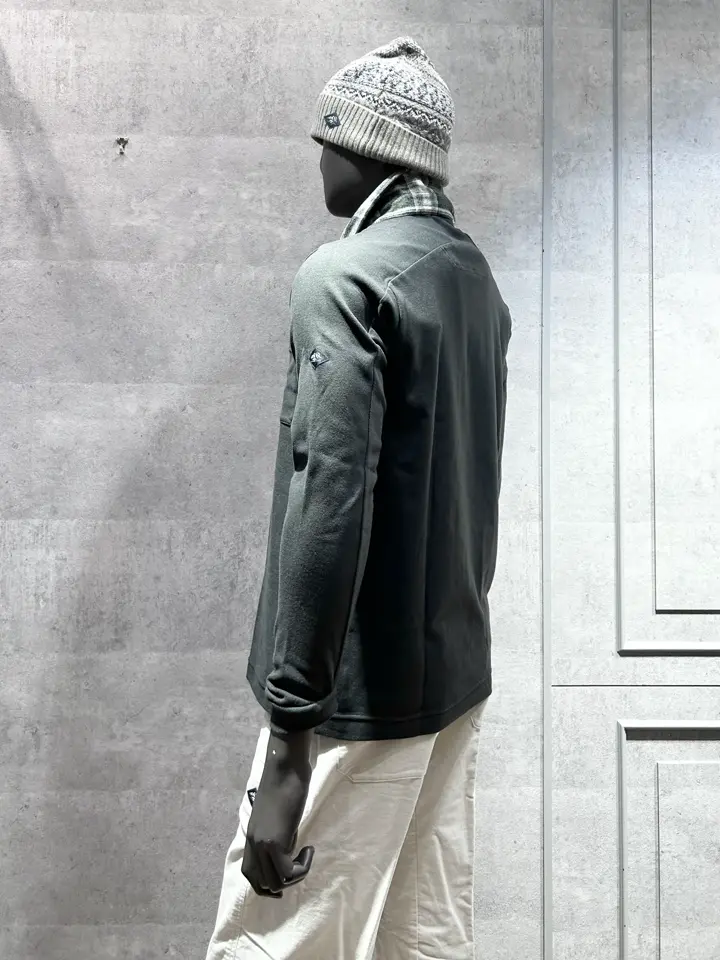 JOSEPH ABBOUD MOUNTAIN 二澤 コーディネート画像