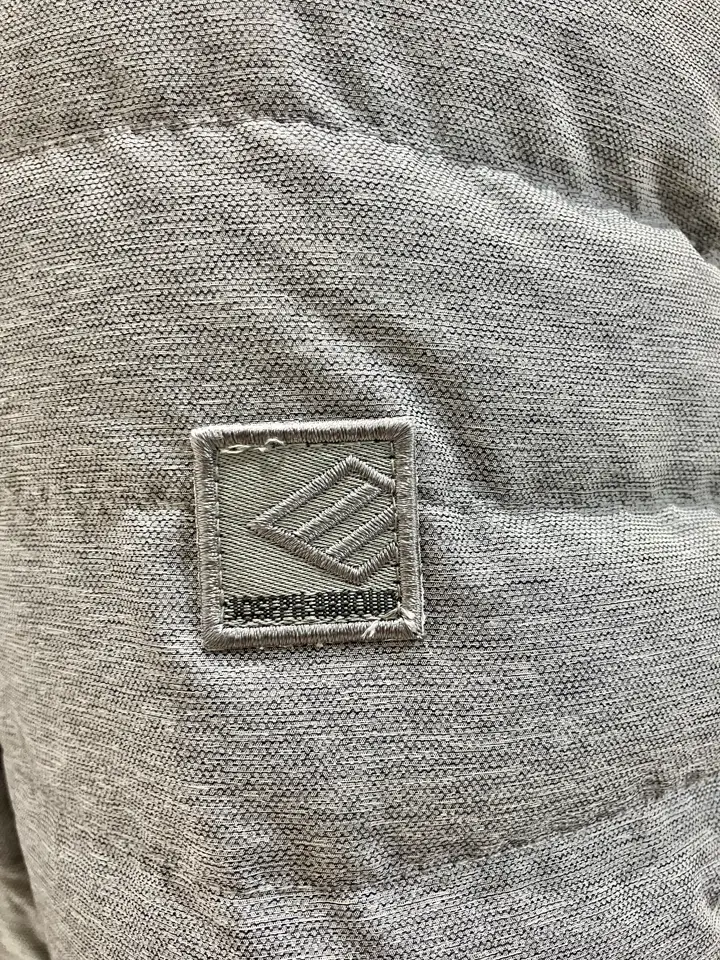 JOSEPH ABBOUD 上田 コーディネート画像