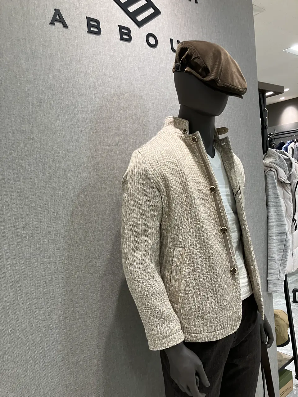 JOSEPH ABBOUD 上田 コーディネート画像