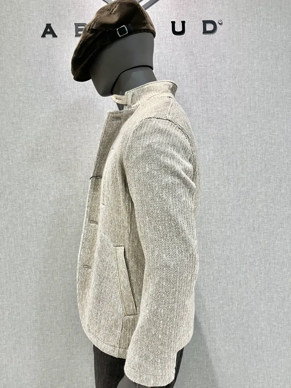 JOSEPH ABBOUD 上田 コーディネート画像