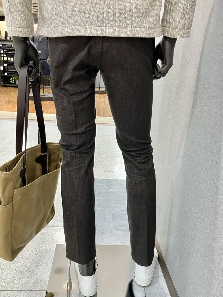 JOSEPH ABBOUD 上田 コーディネート画像