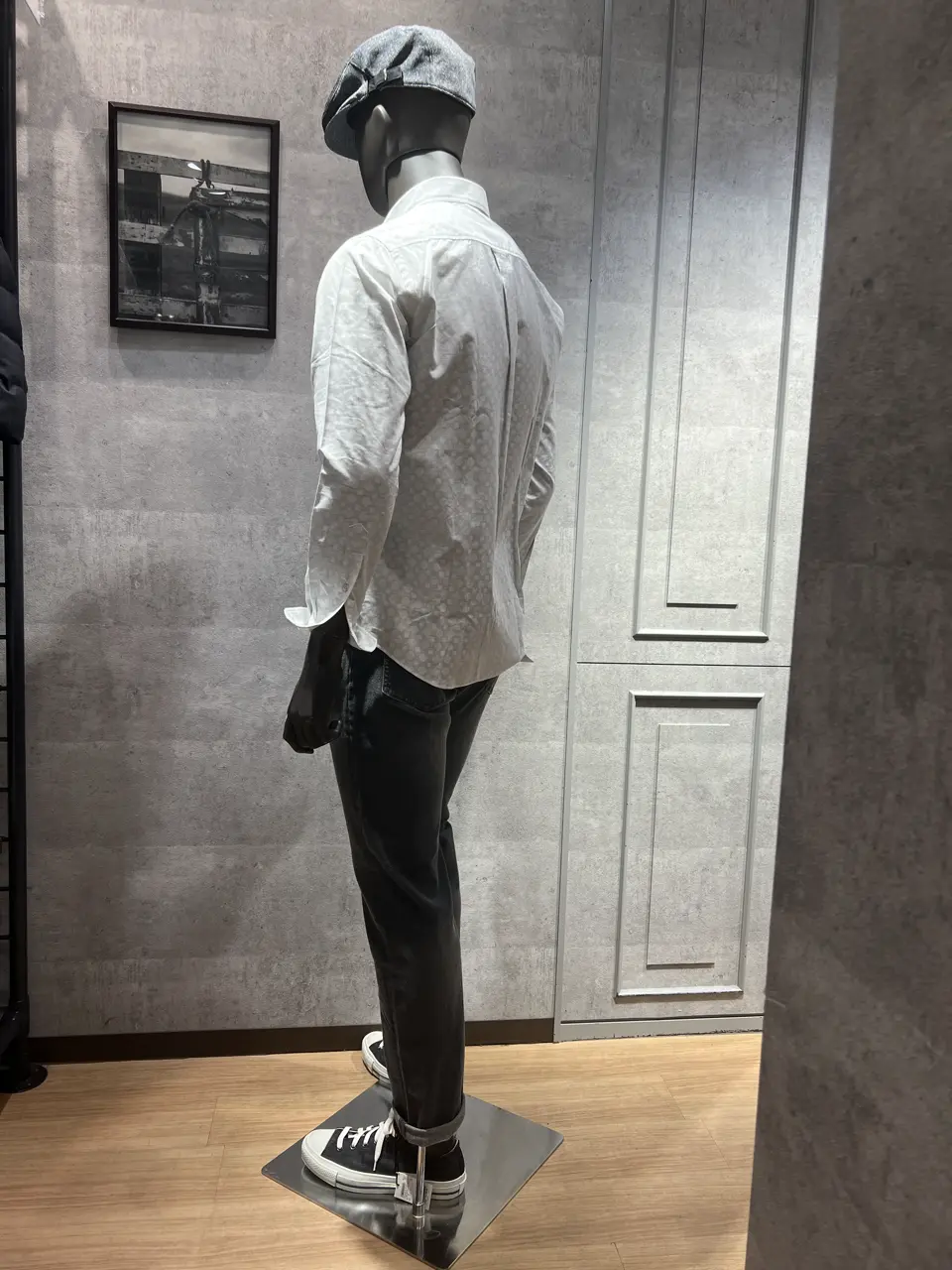 JOSEPH ABBOUD 上條 コーディネート画像