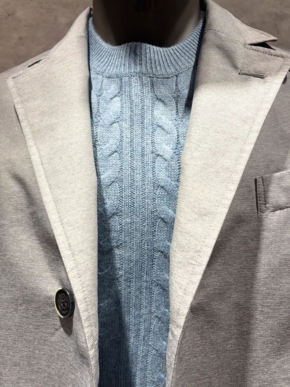 JOSEPH ABBOUD 上條 コーディネート画像