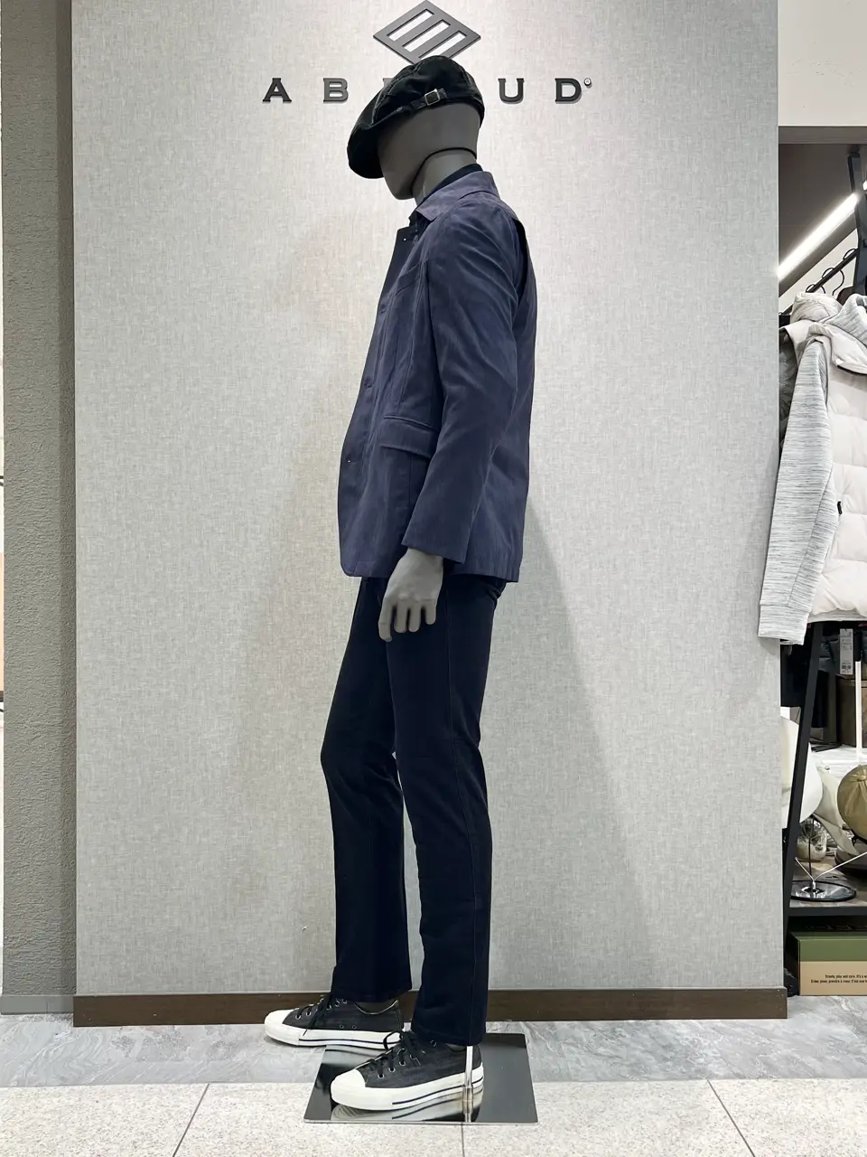 JOSEPH ABBOUD 上田 コーディネート画像