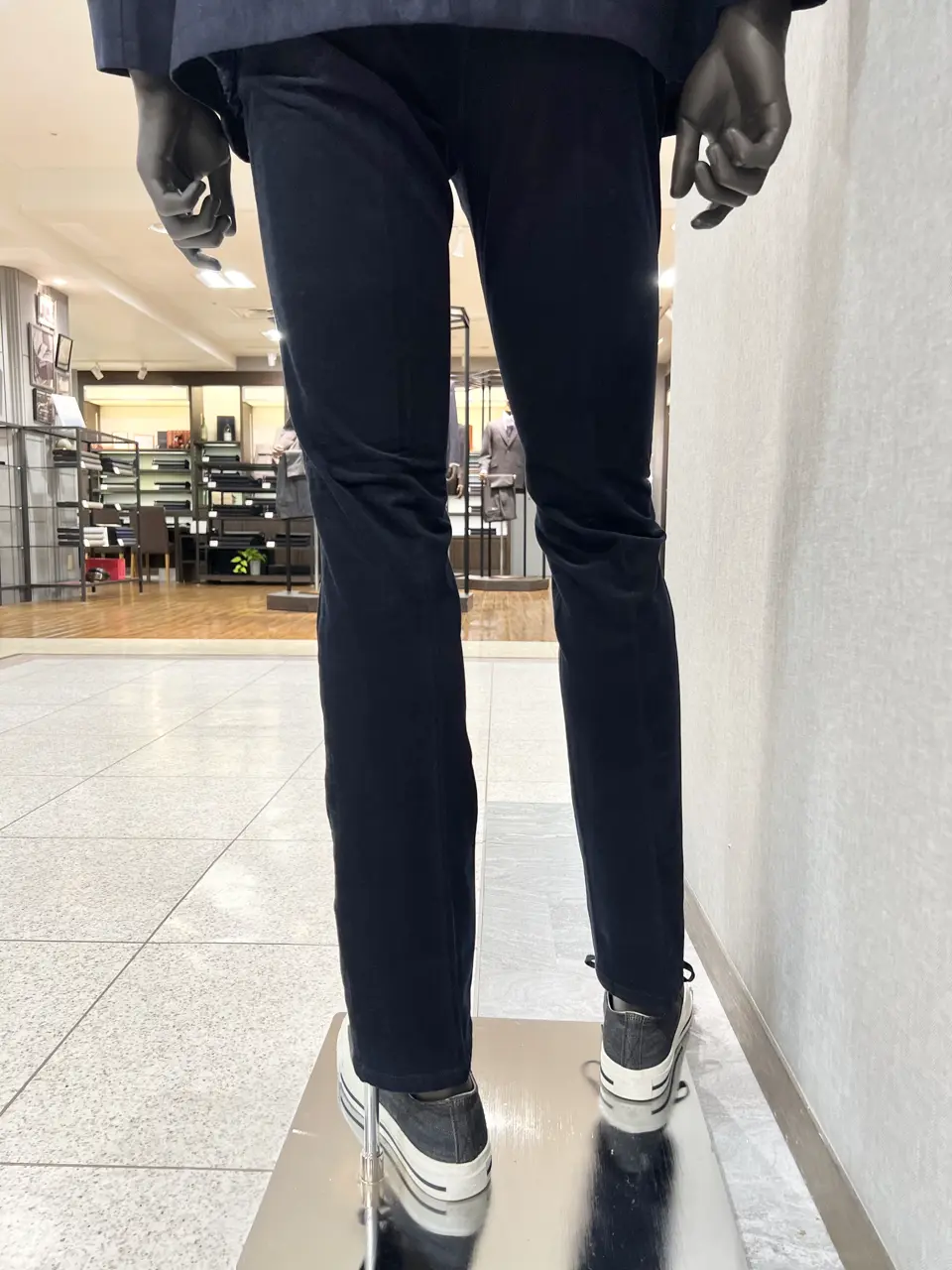 JOSEPH ABBOUD 上田 コーディネート画像