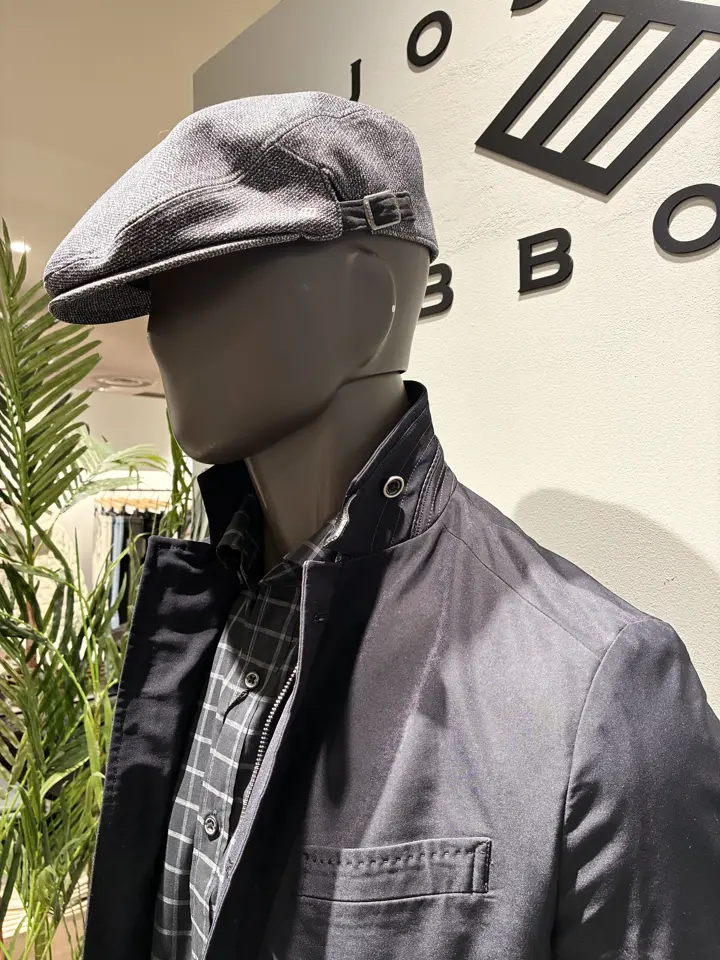 JOSEPH ABBOUD 伊津野 コーディネート画像