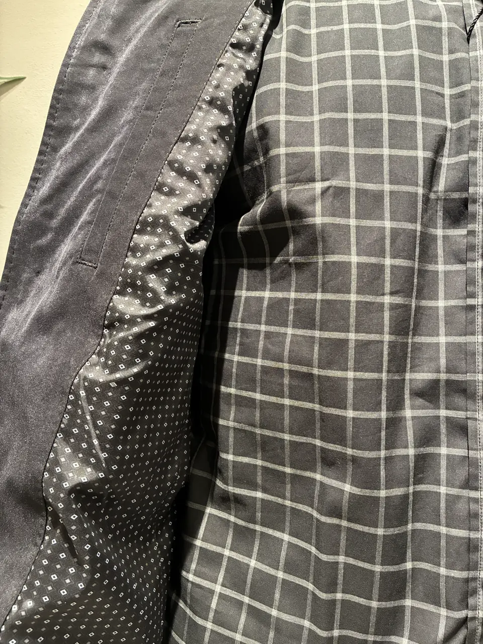 JOSEPH ABBOUD 伊津野 コーディネート画像