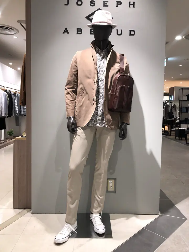 JOSEPH ABBOUD 川田 コーディネート画像