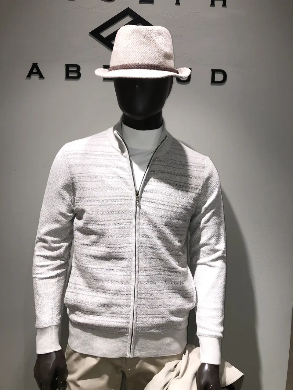 JOSEPH ABBOUD 川田 コーディネート画像