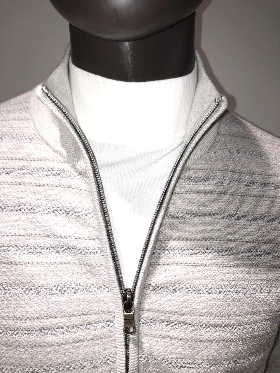 JOSEPH ABBOUD 川田 コーディネート画像