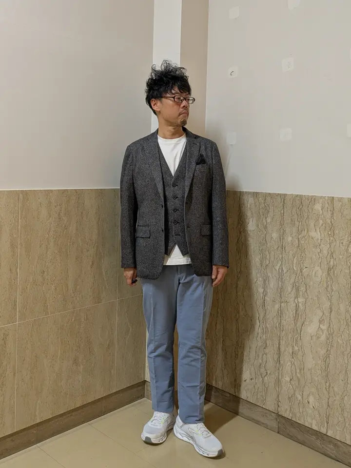 JOSEPH ABBOUD 橋場 コーディネート画像