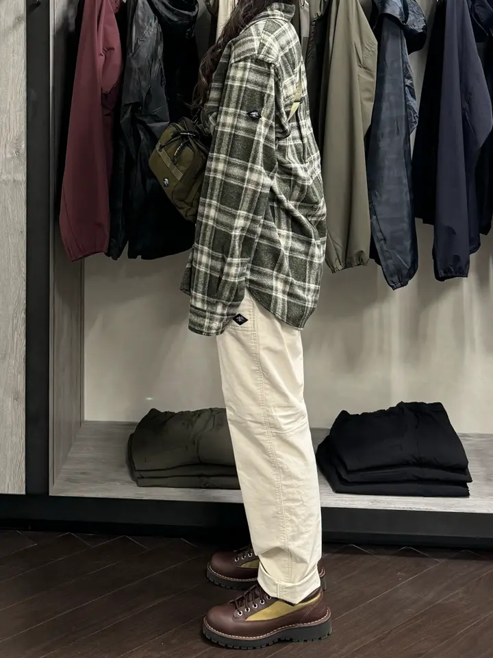 JOSEPH ABBOUD MOUNTAIN 夛田 コーディネート画像