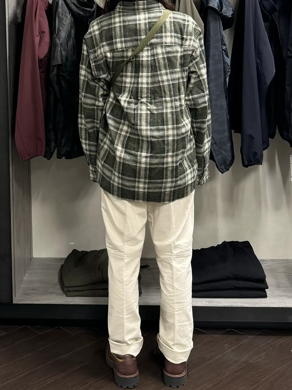 JOSEPH ABBOUD MOUNTAIN 夛田 コーディネート画像