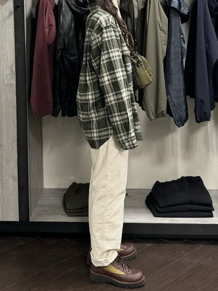 JOSEPH ABBOUD MOUNTAIN 夛田 コーディネート画像