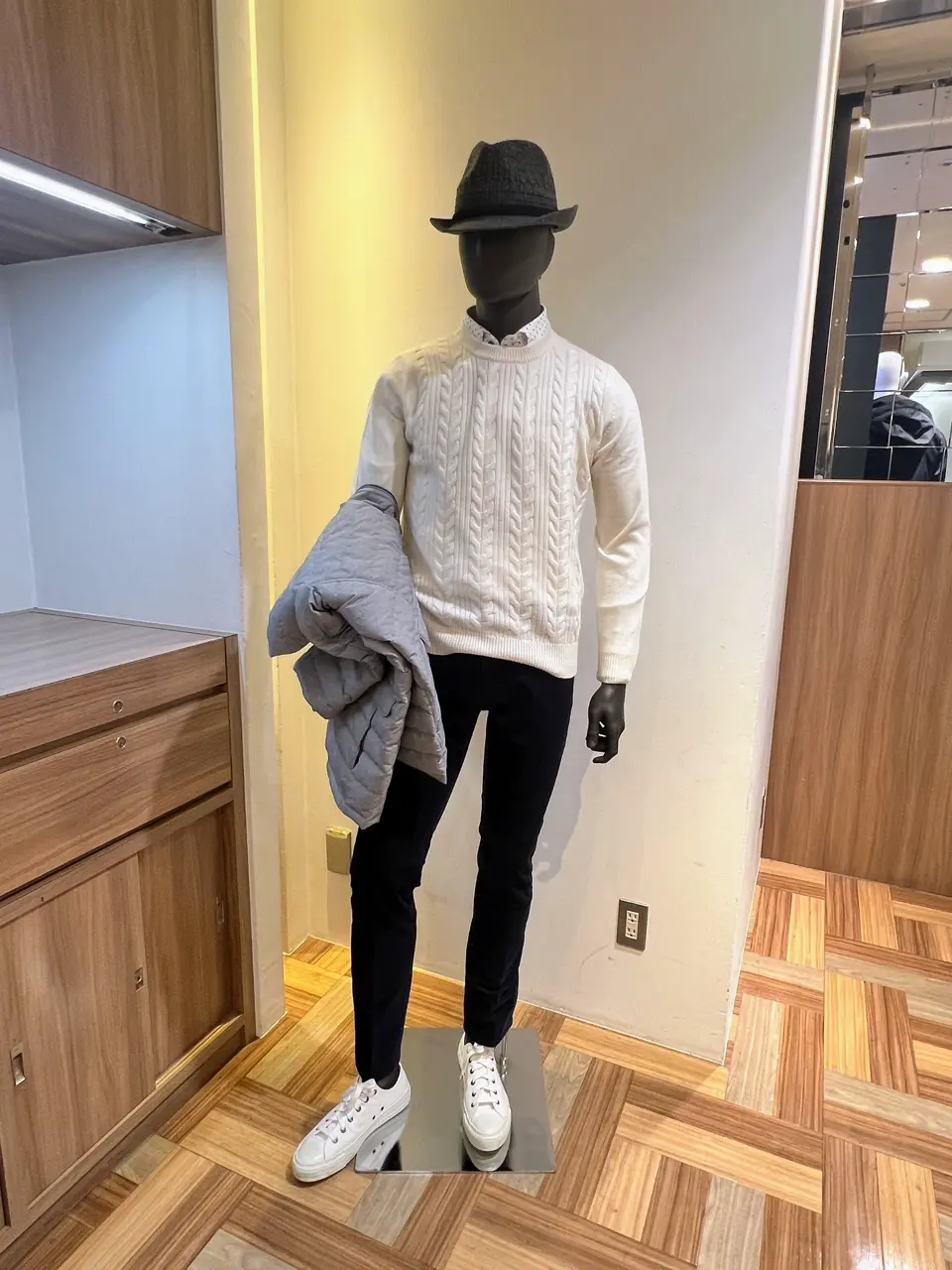 JOSEPH ABBOUD 森部 コーディネート画像