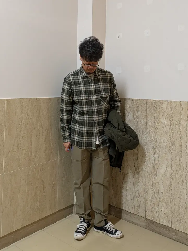 JOSEPH ABBOUD 橋場 コーディネート画像