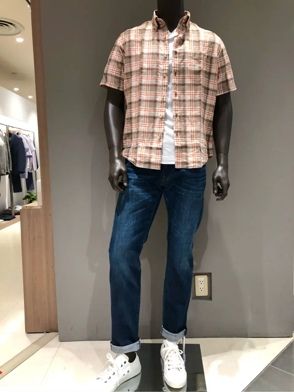 JOSEPH ABBOUD 川田 コーディネート画像