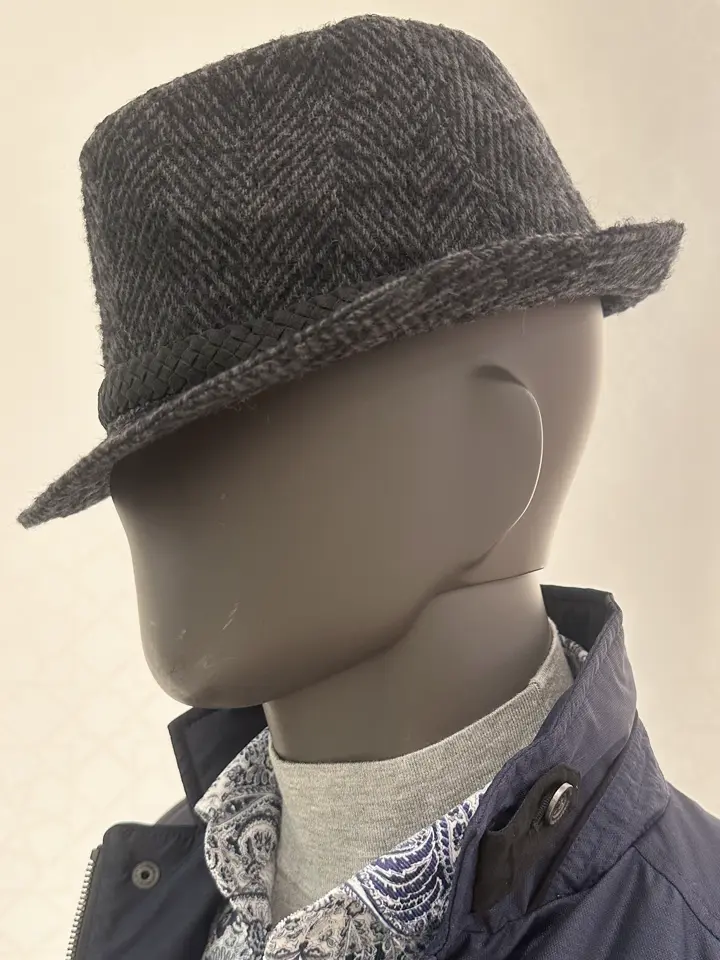 JOSEPH ABBOUD 石川 コーディネート画像