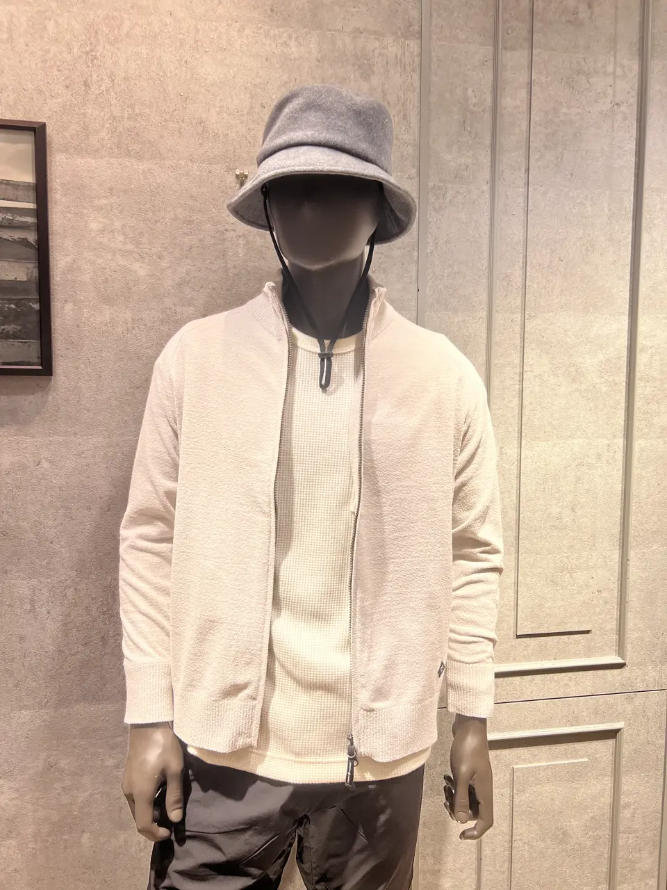 JOSEPH ABBOUD MOUNTAIN 上條 コーディネート画像