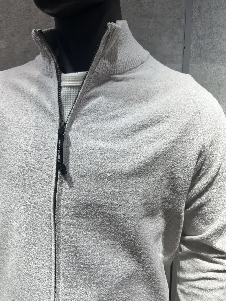 JOSEPH ABBOUD MOUNTAIN 上條 コーディネート画像