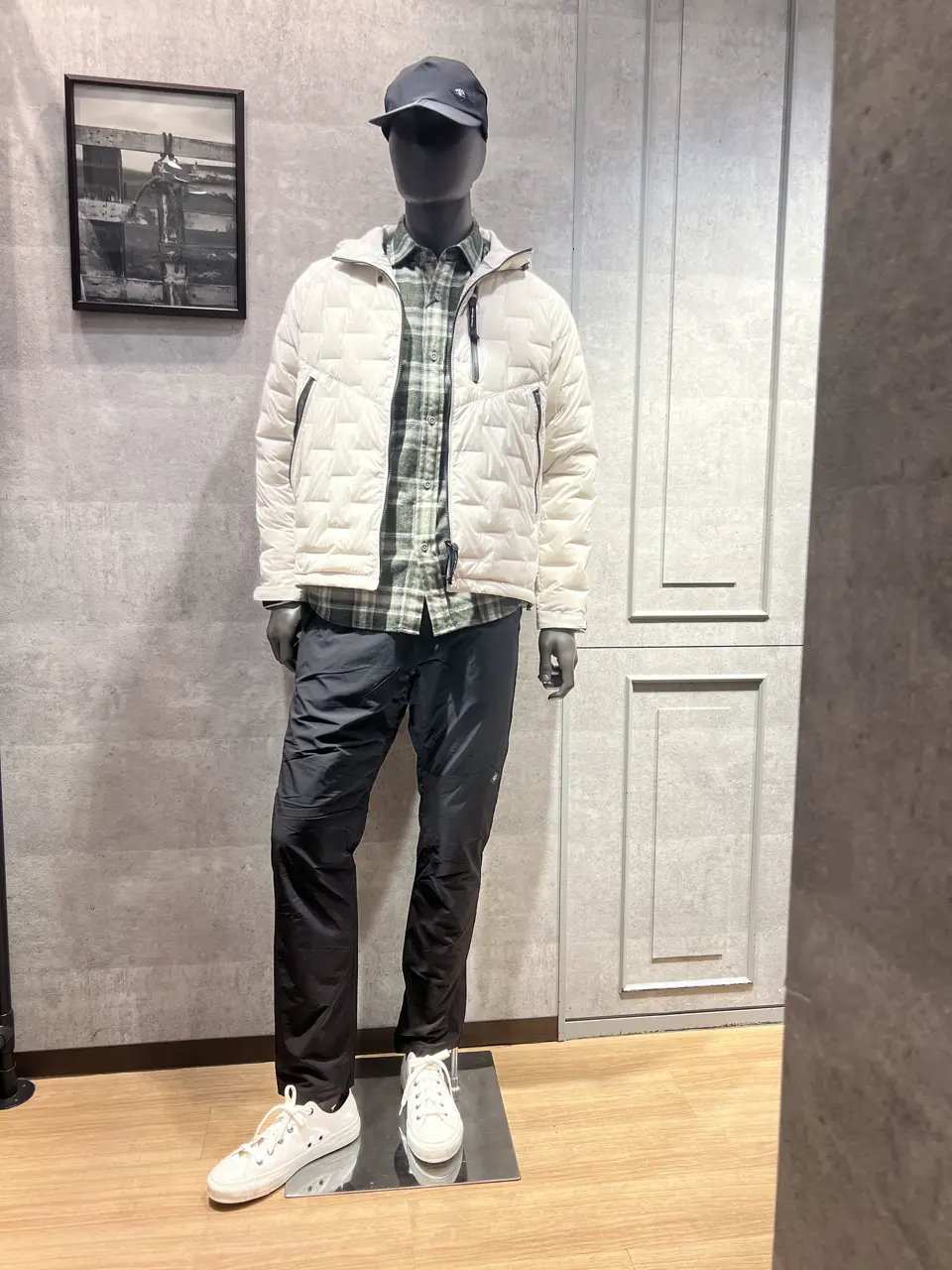 JOSEPH ABBOUD MOUNTAIN 上條 コーディネート画像