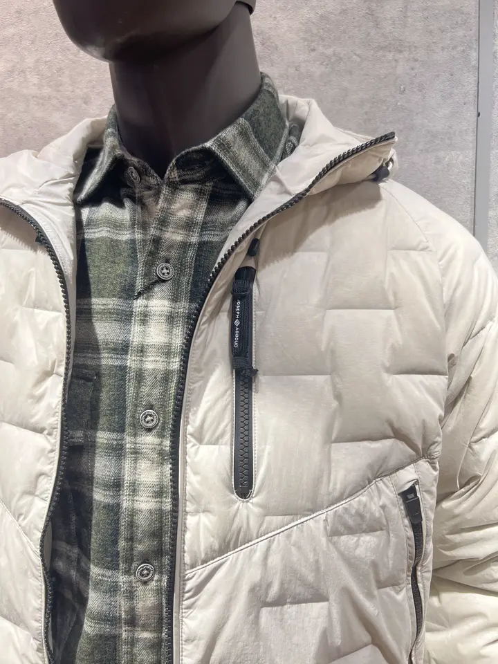 JOSEPH ABBOUD MOUNTAIN 上條 コーディネート画像