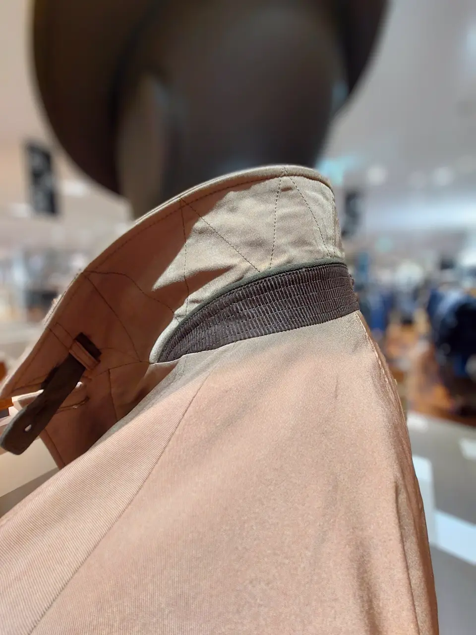 JOSEPH ABBOUD 清水 コーディネート画像