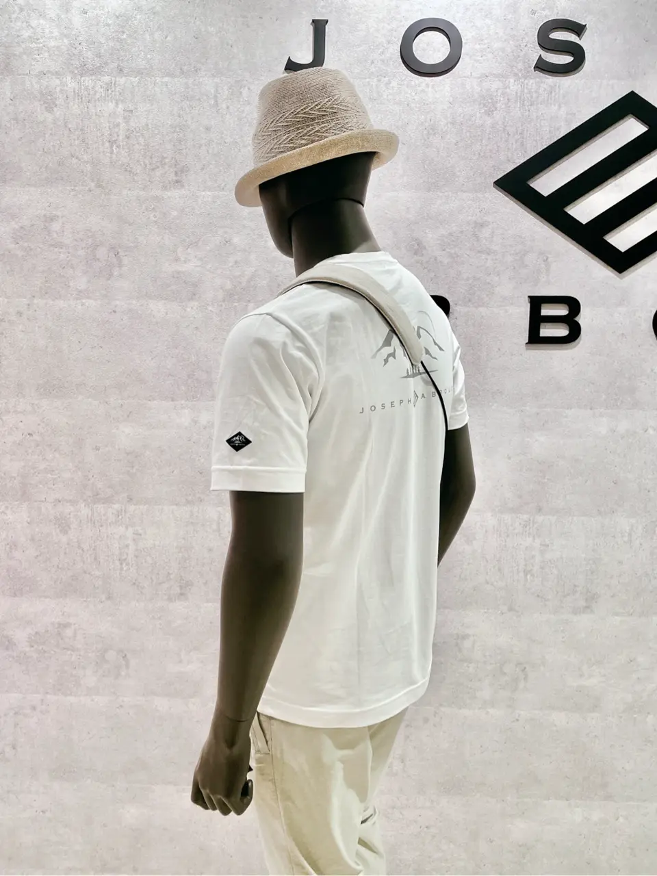 JOSEPH ABBOUD 二澤 コーディネート画像