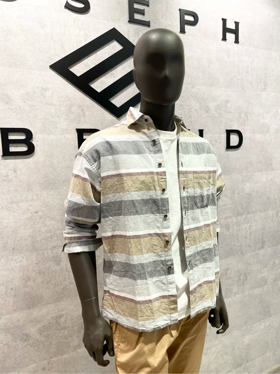 JOSEPH ABBOUD 東　 コーディネート画像