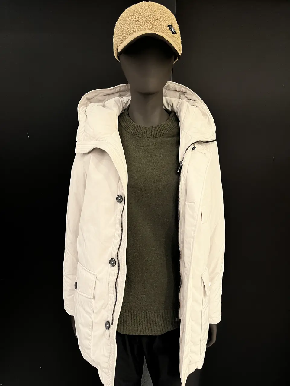 JOSEPH ABBOUD 長塚 コーディネート画像