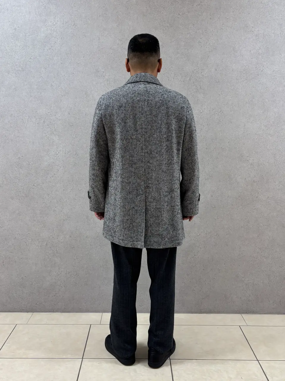 JOSEPH ABBOUD 佐藤 コーディネート画像