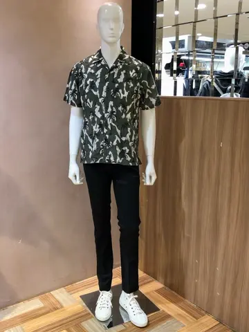 JOSEPH ABBOUD 小城 コーディネート画像