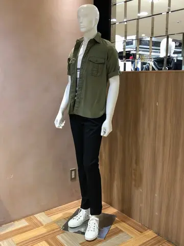 JOSEPH ABBOUD 小城 コーディネート画像