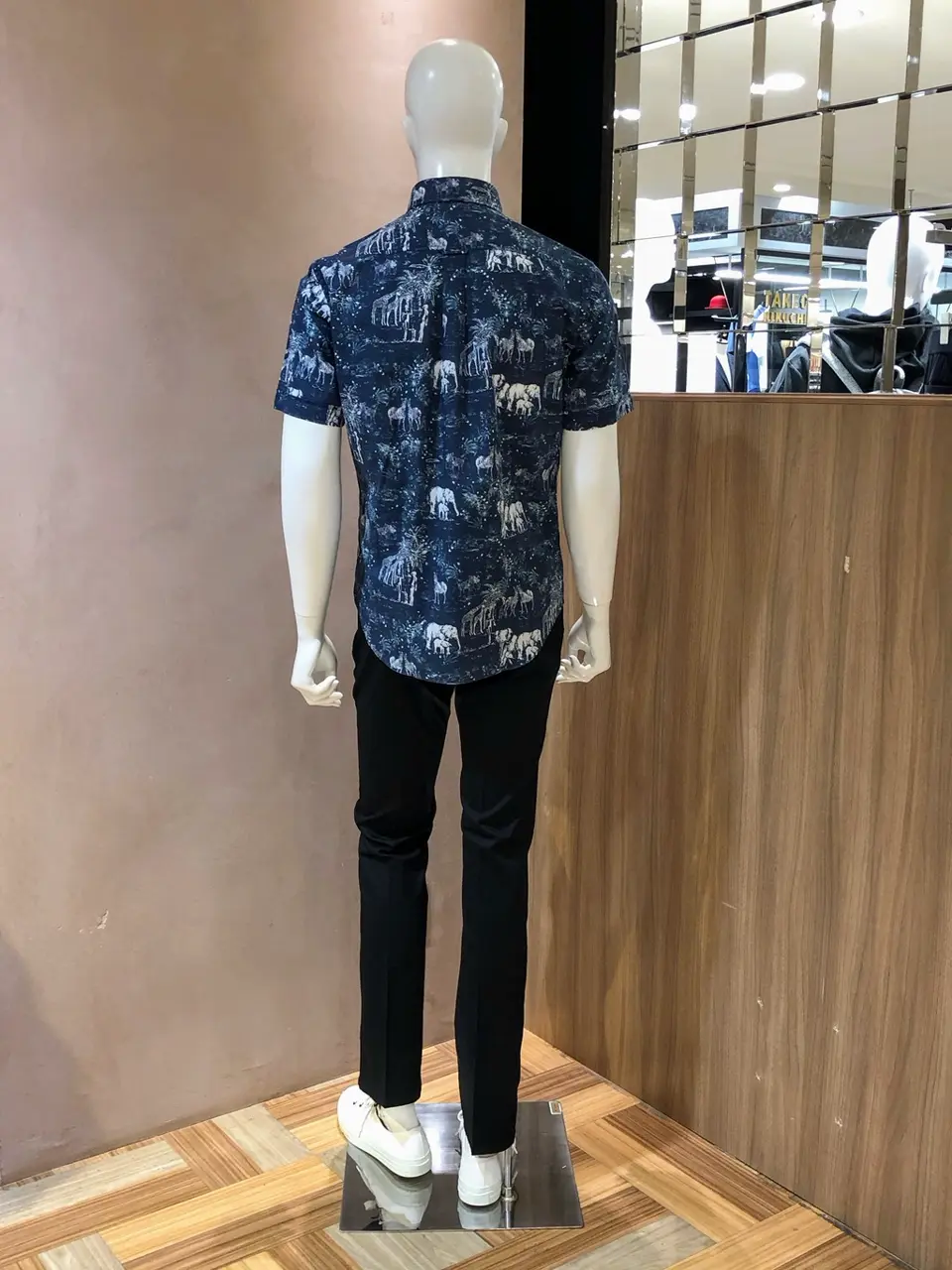 JOSEPH ABBOUD 森部 コーディネート画像