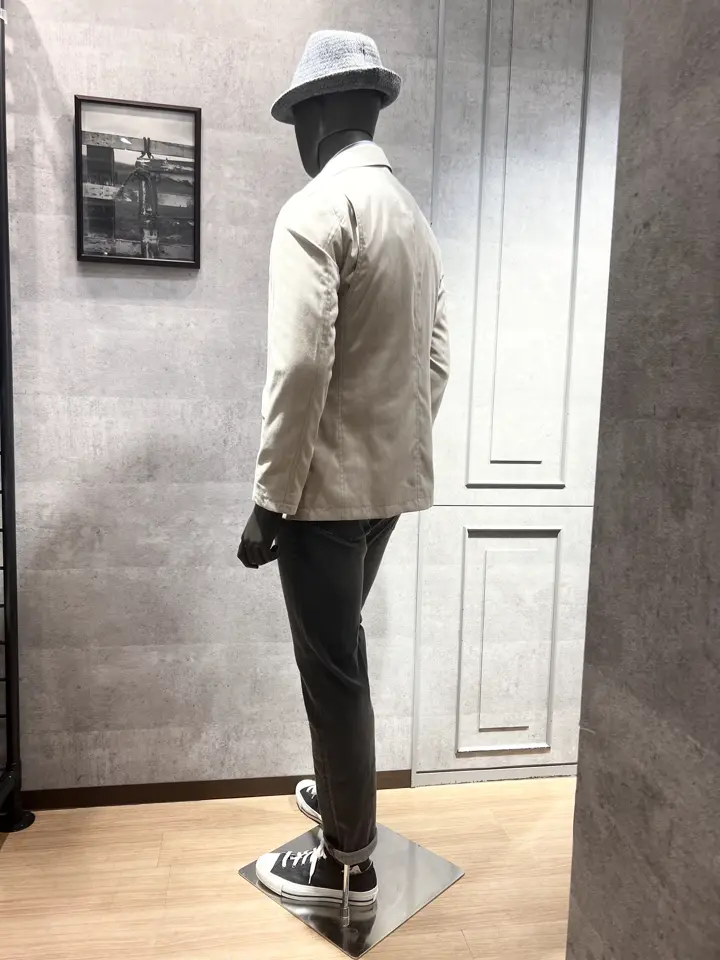 JOSEPH ABBOUD 上條 コーディネート画像