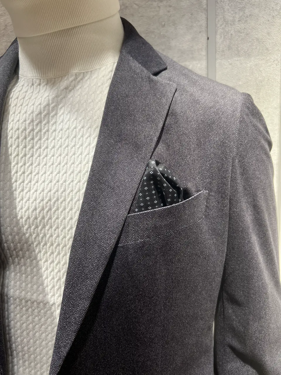 JOSEPH ABBOUD 上條 コーディネート画像