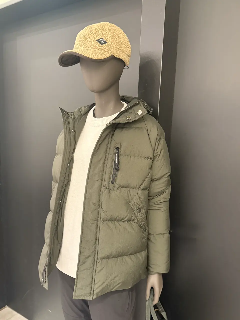 JOSEPH ABBOUD 髙橋 コーディネート画像