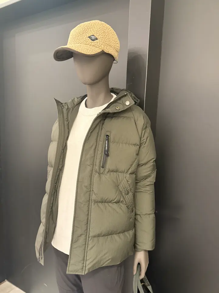 JOSEPH ABBOUD 髙橋 コーディネート画像