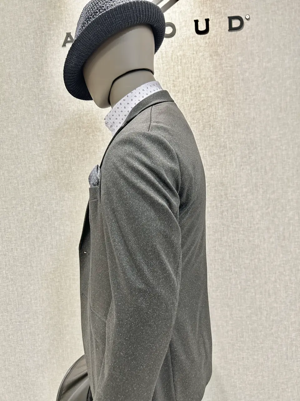 JOSEPH ABBOUD 上田 コーディネート画像