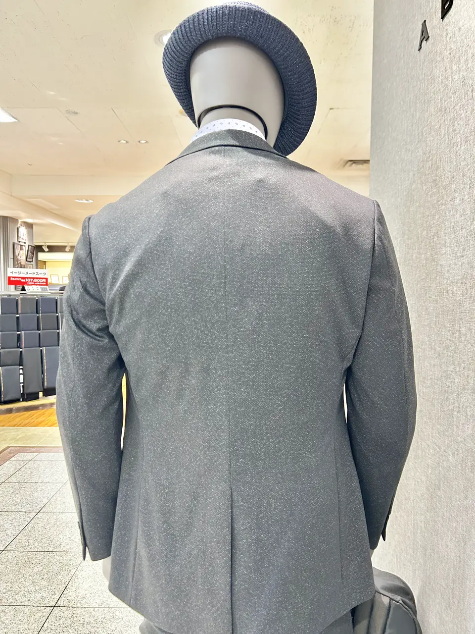 JOSEPH ABBOUD 上田 コーディネート画像