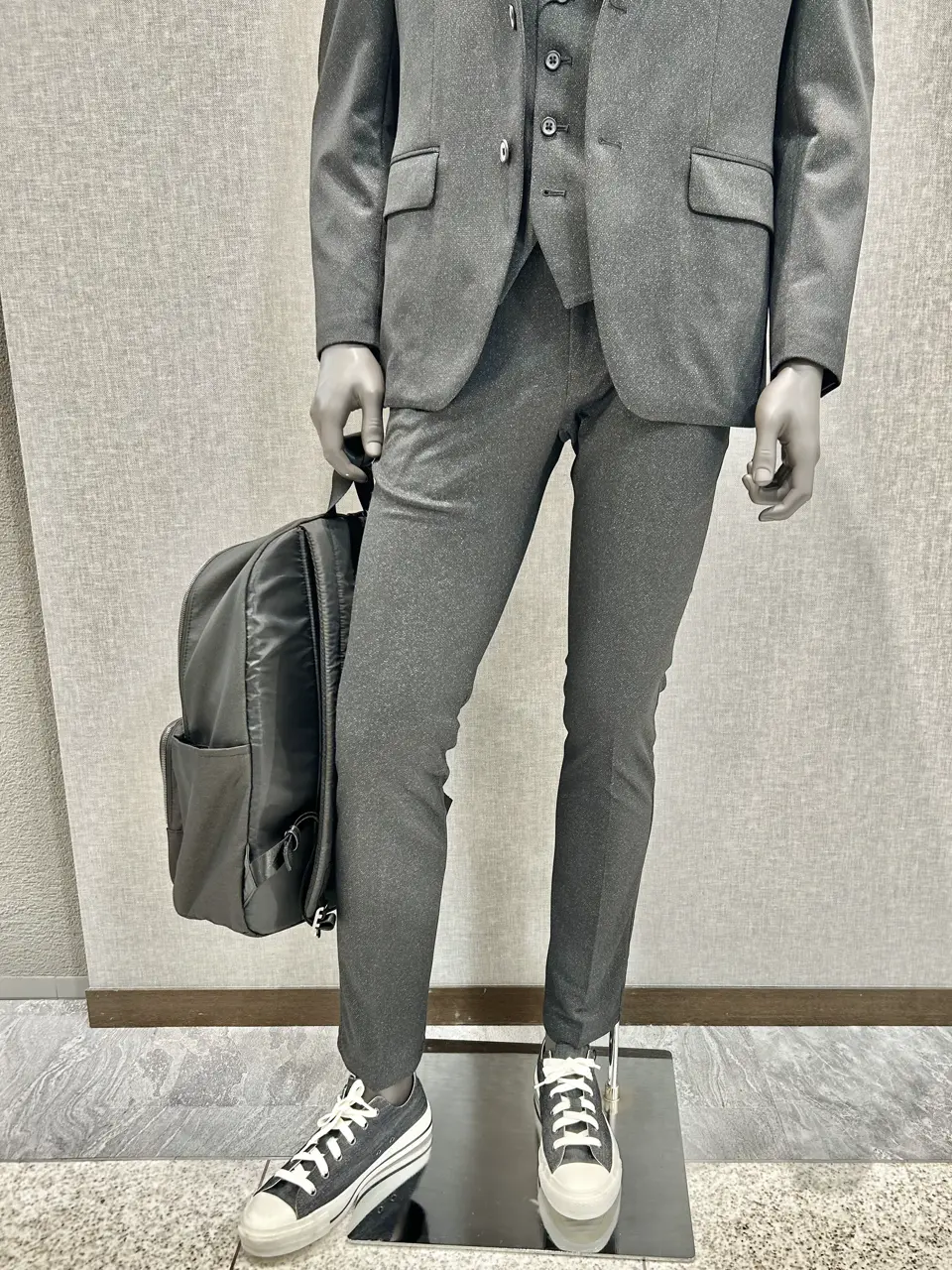 JOSEPH ABBOUD 上田 コーディネート画像