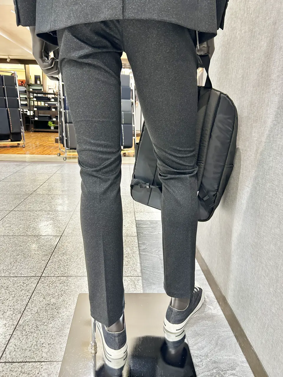 JOSEPH ABBOUD 上田 コーディネート画像