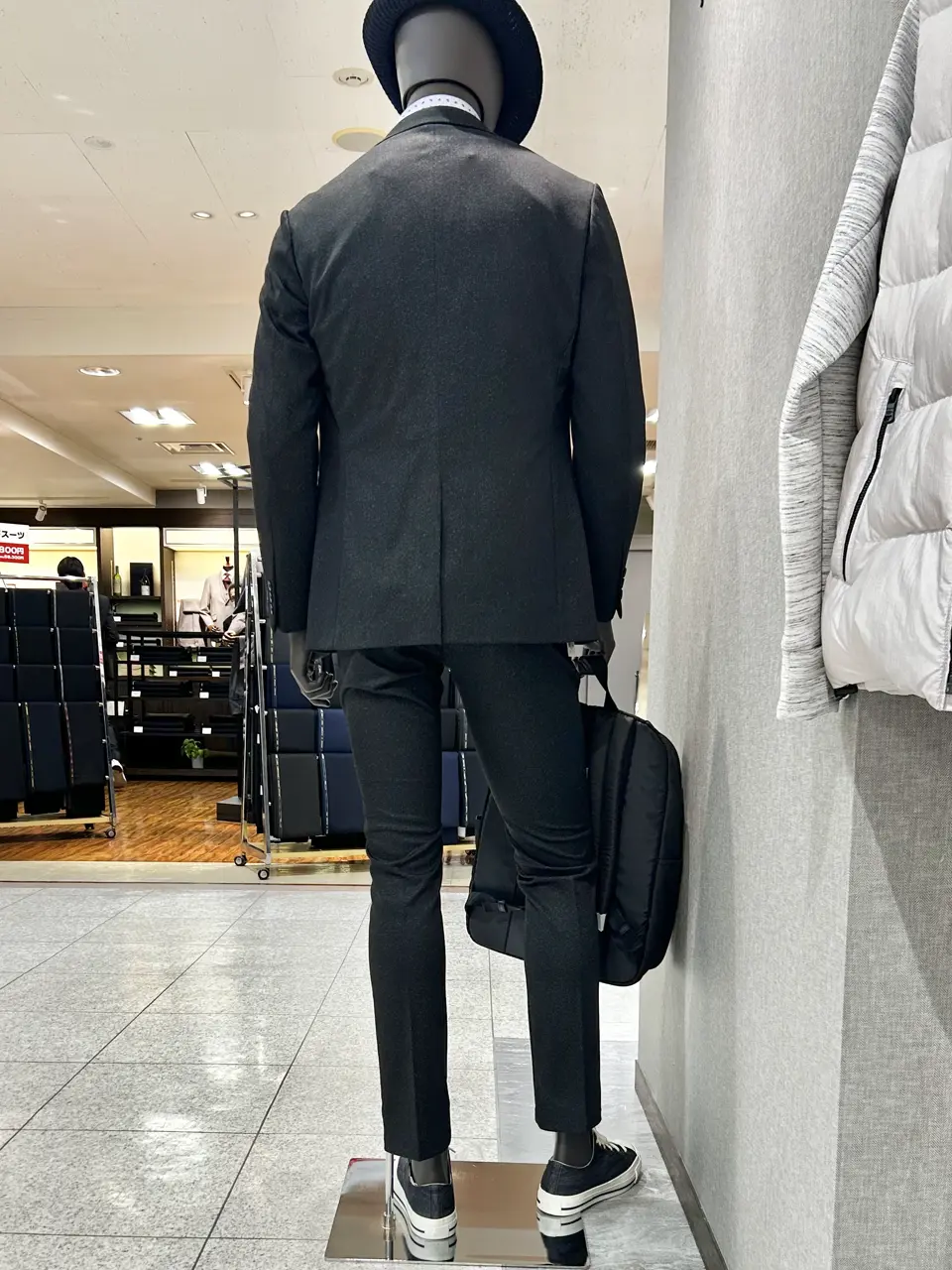 JOSEPH ABBOUD 上田 コーディネート画像