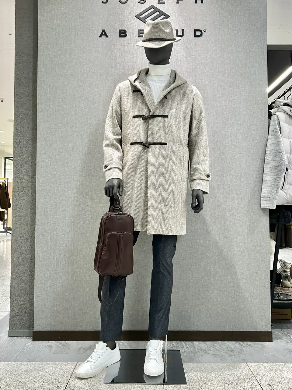 JOSEPH ABBOUD 上田 コーディネート画像