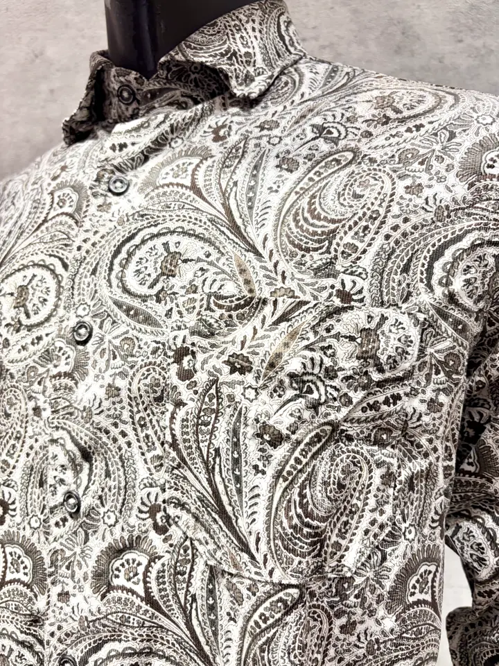 JOSEPH ABBOUD 二澤 コーディネート画像