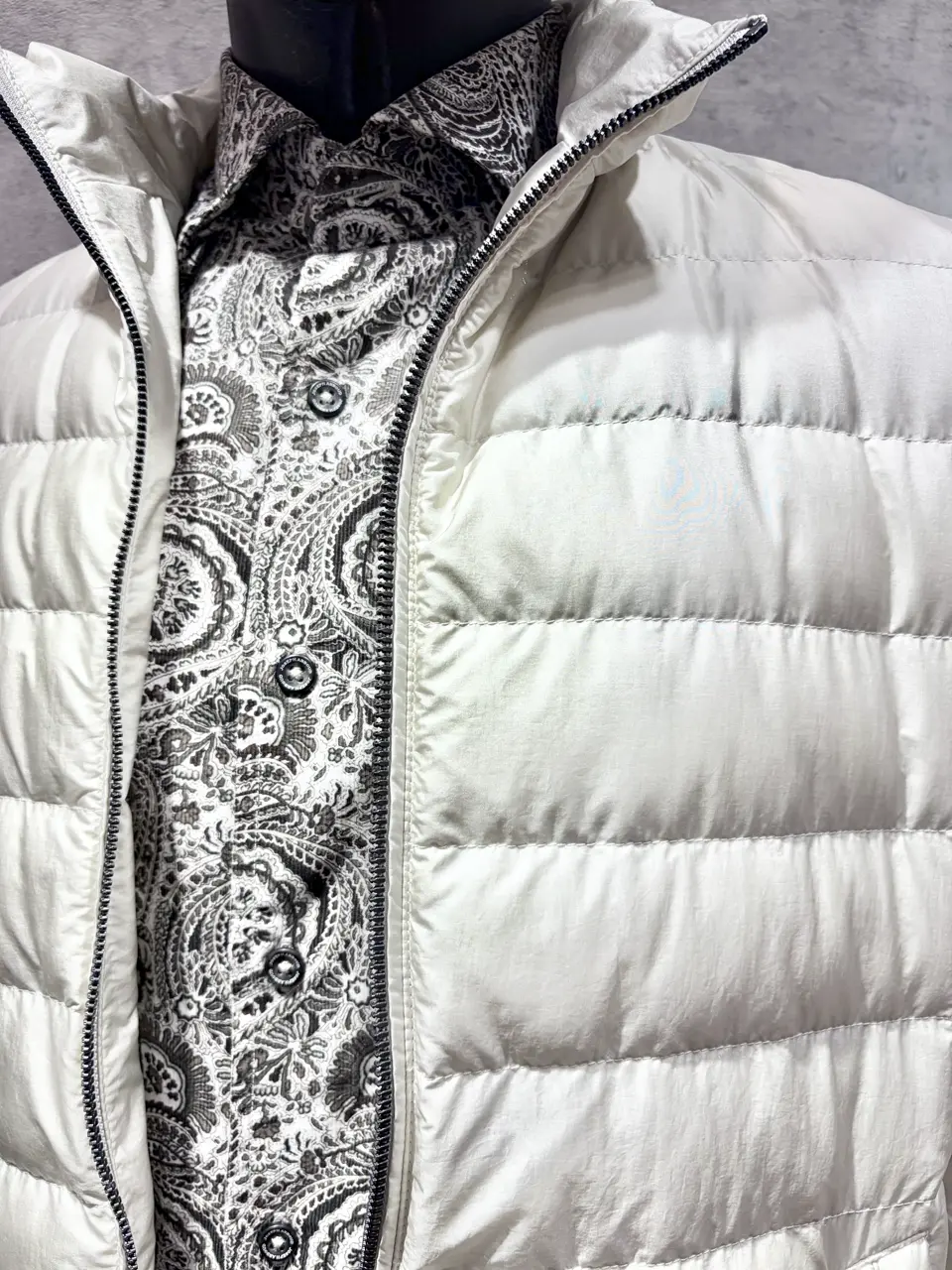 JOSEPH ABBOUD 二澤 コーディネート画像