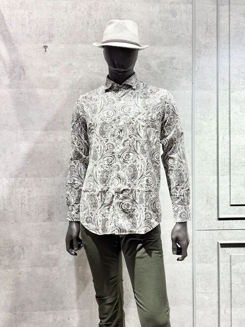 JOSEPH ABBOUD 二澤 コーディネート画像