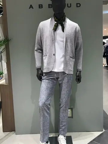 JOSEPH ABBOUD 伊津野 コーディネート画像